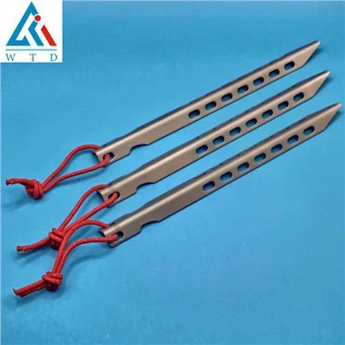 Titan tältpinnar V-formade